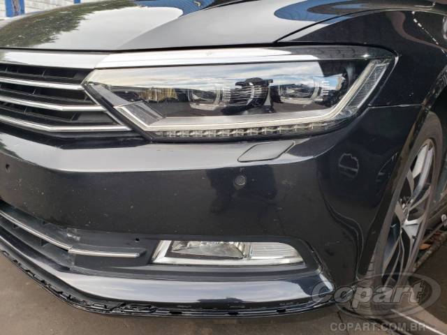 2018 VOLKSWAGEN PASSAT 