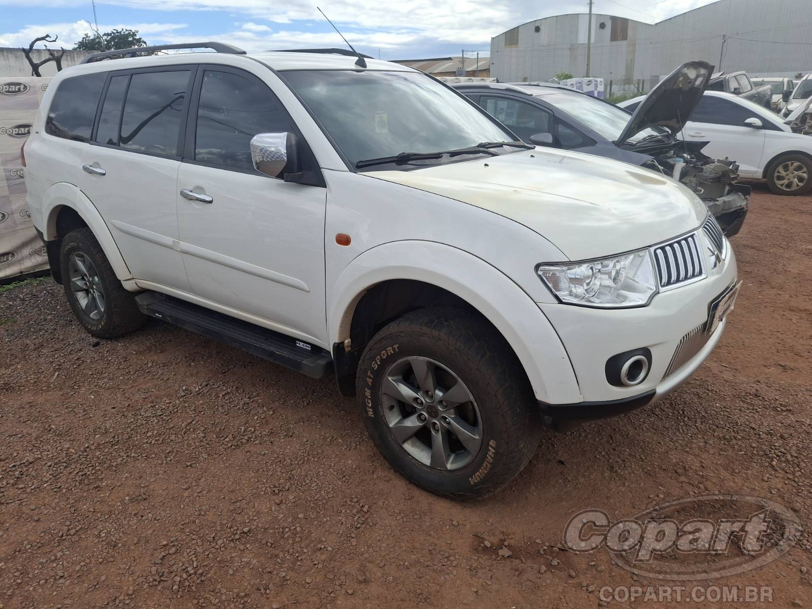 Veículo Mitsubishi Pajero Mitsubishi Pajero Dakar AT 3.2 Turbo 2013 2013 em leilão