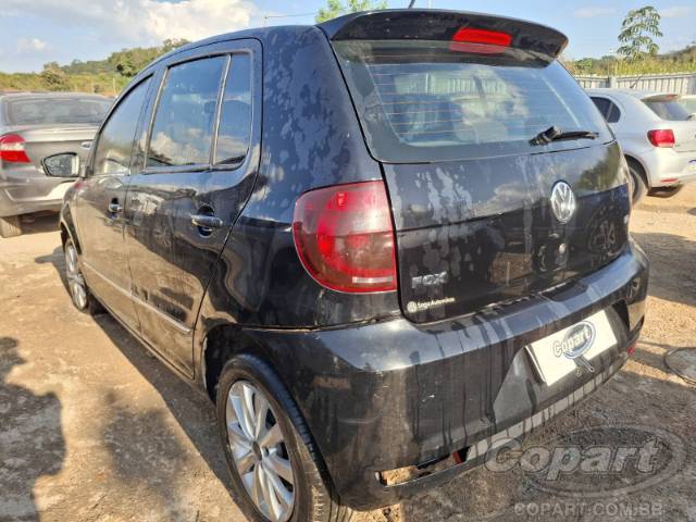 2011 VOLKSWAGEN FOX 