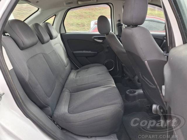 2016 FIAT GRAND SIENA 