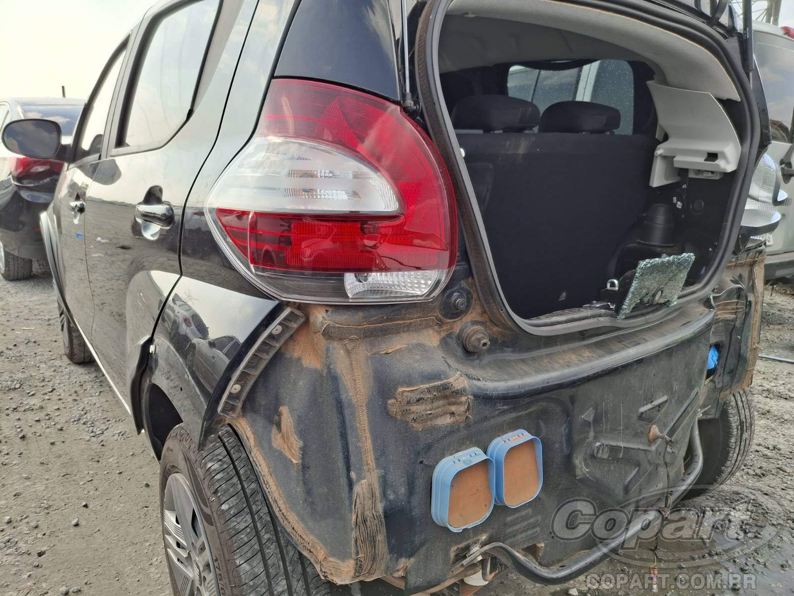 Foto 12 de 15: 2026 FIAT MOBI