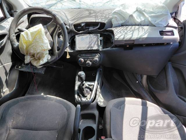 2014 CHEVROLET PRISMA 