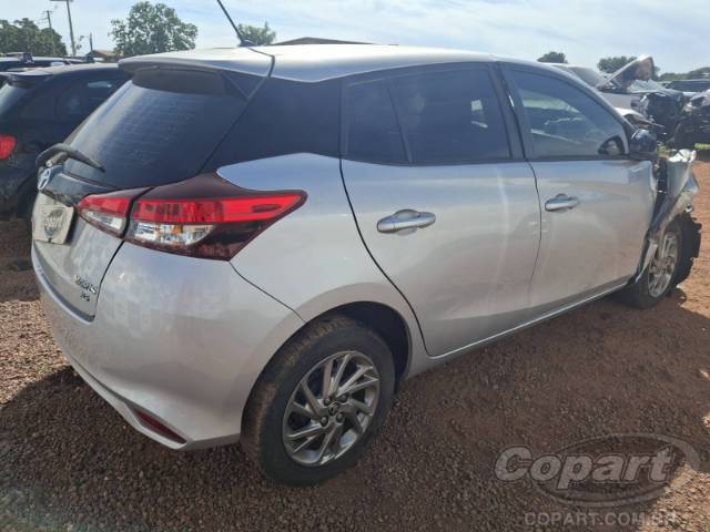 2024 TOYOTA YARIS 