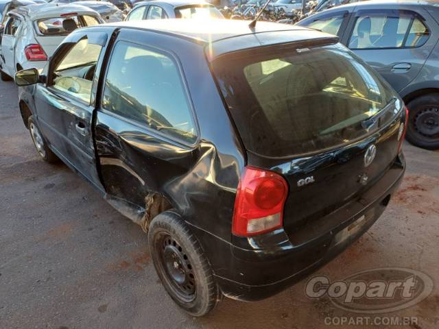 2011 VOLKSWAGEN GOL 
