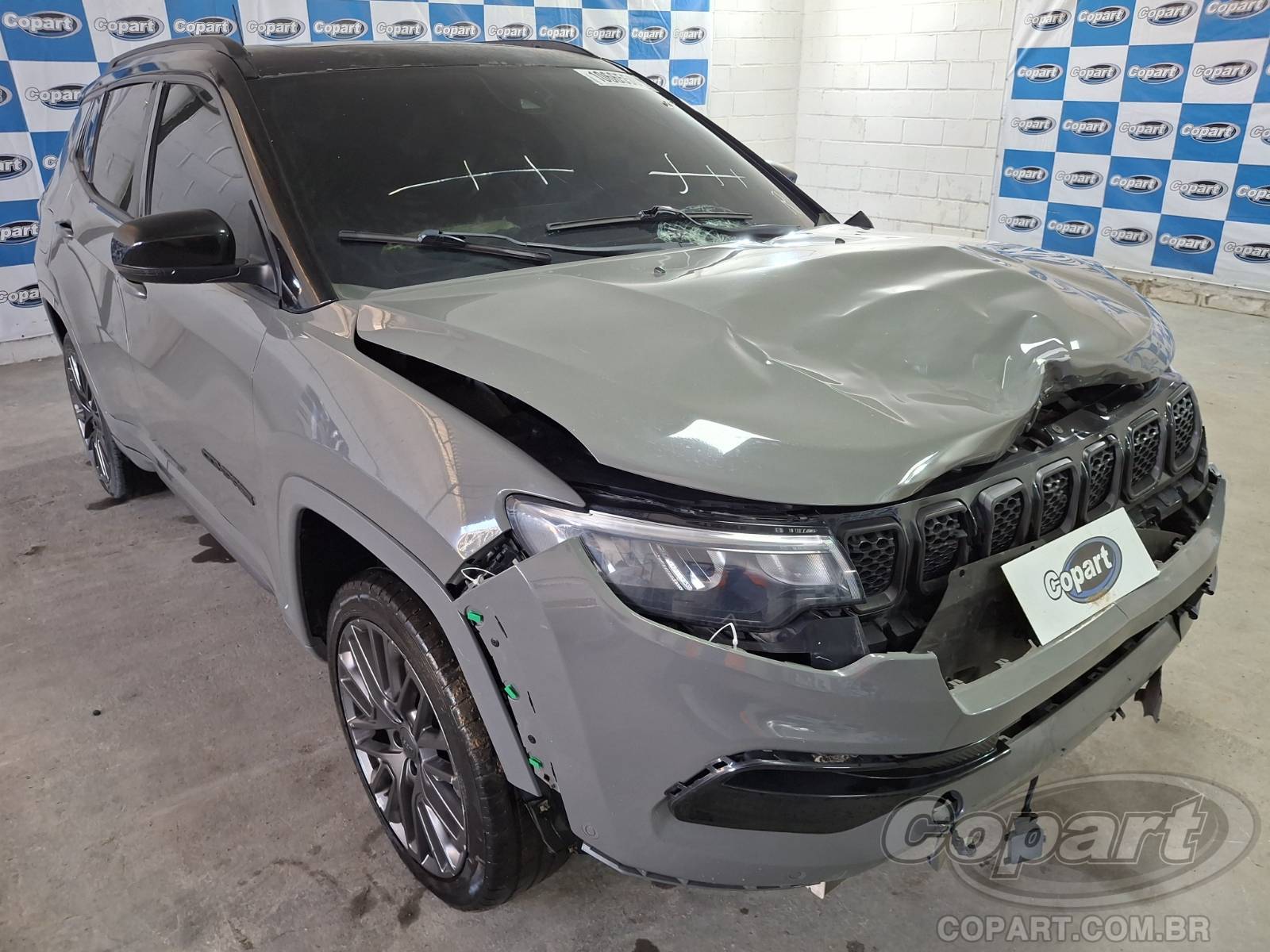 Veículo Fiat Compass JEEP COMPASS 2022 SUV Grandes 2022 em leilão