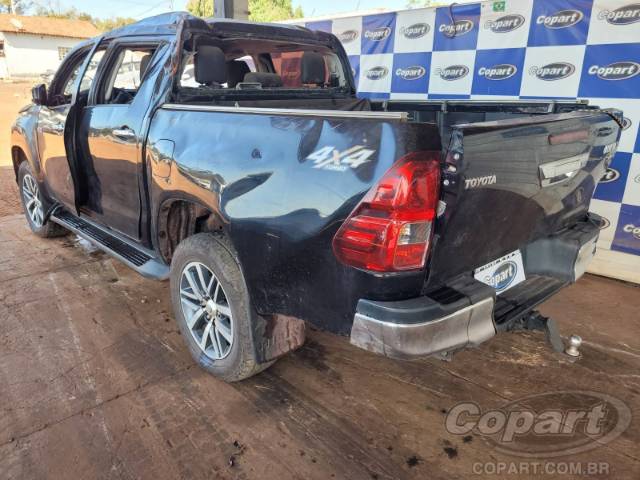 2019 TOYOTA HILUX CD 
