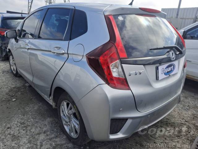 2015 HONDA FIT 