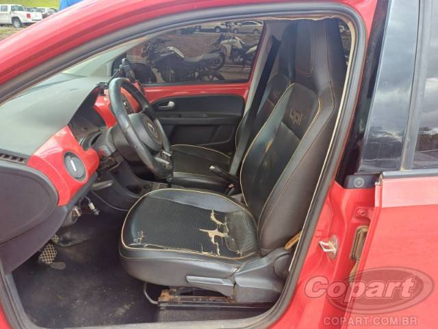 2015 VOLKSWAGEN UP 