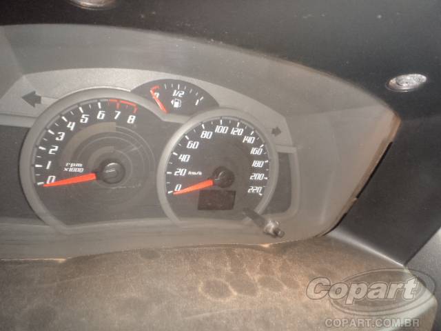 Foto 8 de 10: 2013 FORD KA