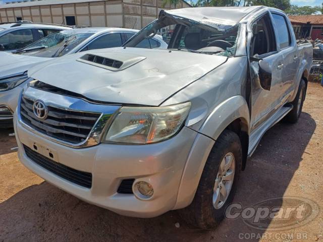 2012 TOYOTA HILUX CD 