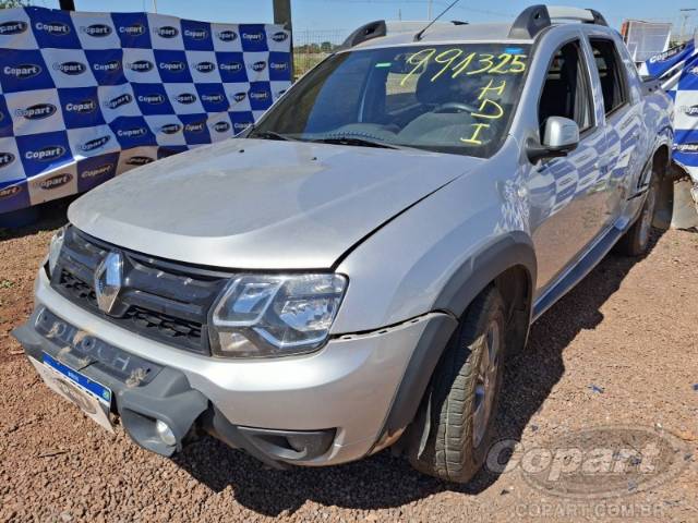 2019 RENAULT DUSTER OROCH 