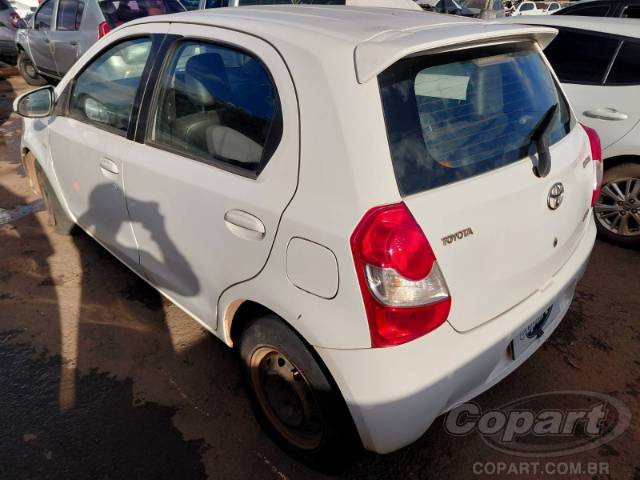 2016 TOYOTA ETIOS 