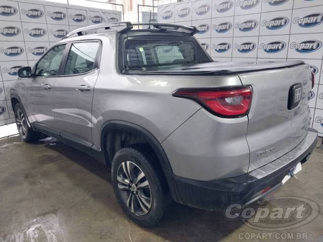 2022 FIAT TORO 