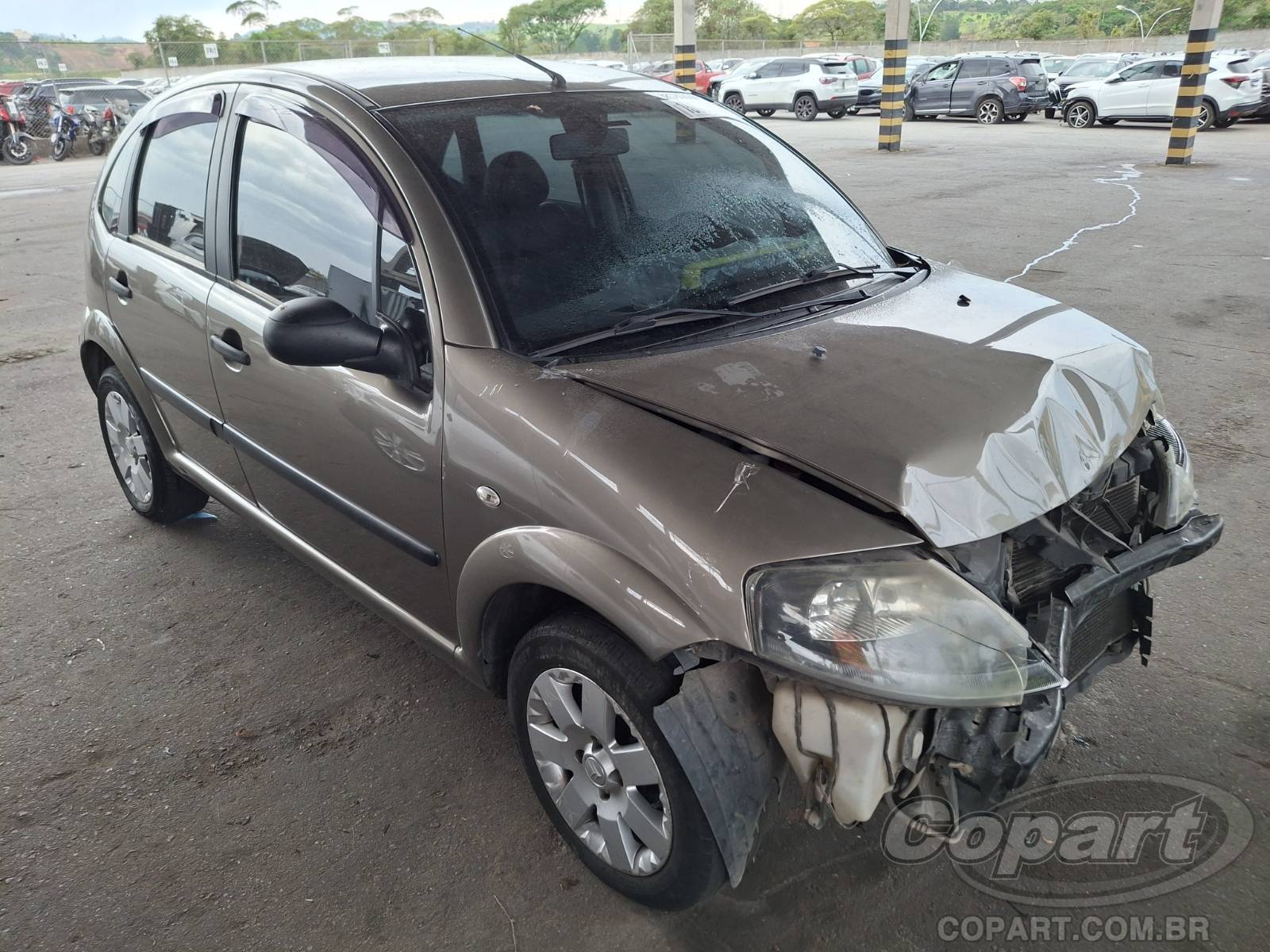 Veículo Peugeot C3 2011 CITROEN C3 GLX 1.4 FLEXIVEL ALCOOL/GASOLINA 2012 em leilão