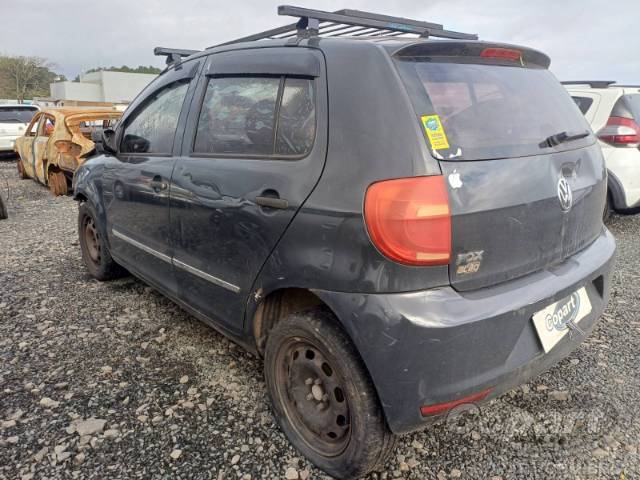 2011 VOLKSWAGEN FOX 