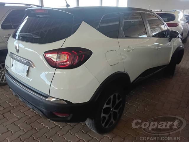 2021 RENAULT CAPTUR 