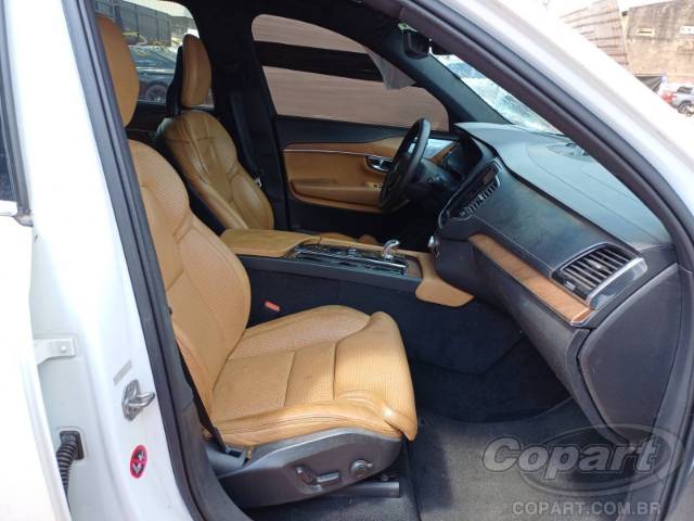 2018 VOLVO XC90 