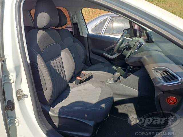 2017 PEUGEOT 208 