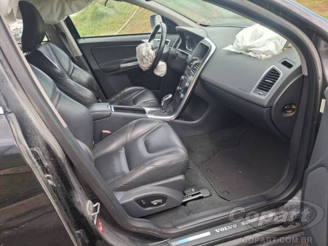 2014 VOLVO XC60 