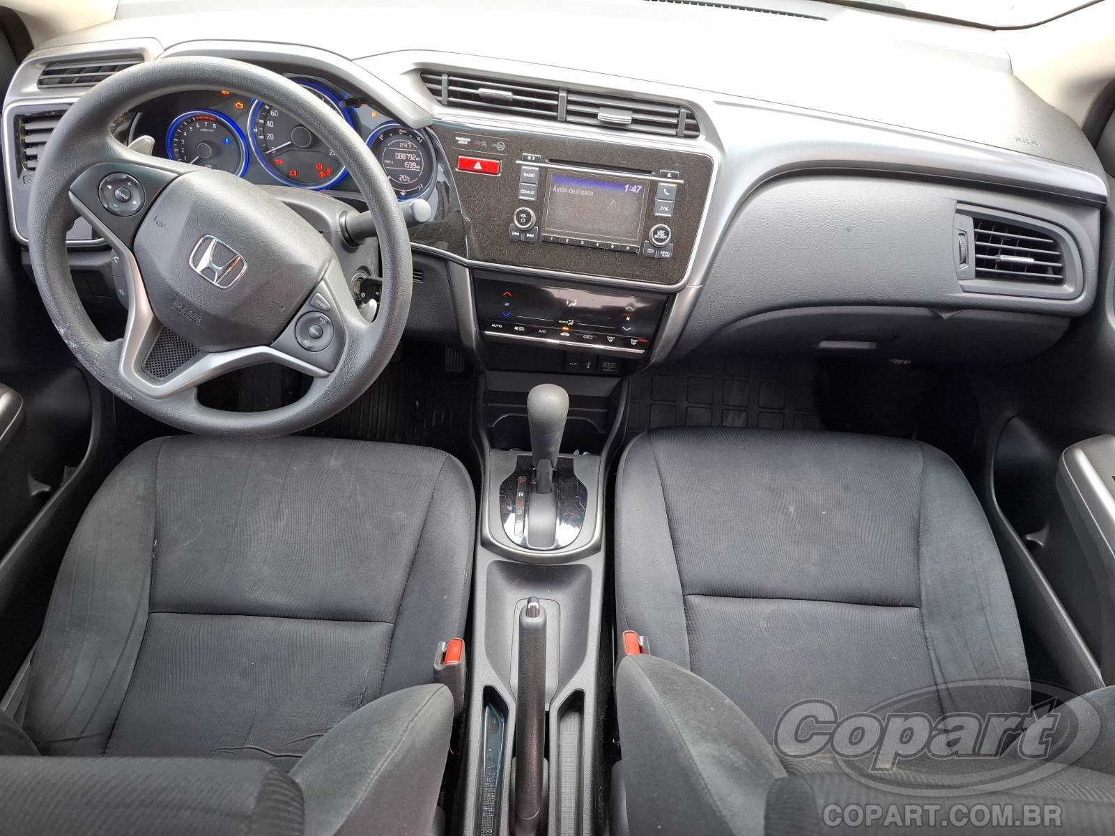 Foto 9 de 11: 2015 HONDA CITY