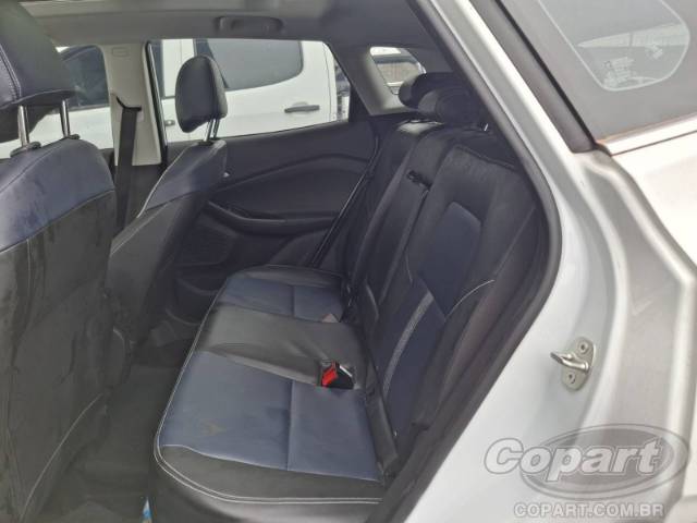 2025 CHEVROLET TRACKER 