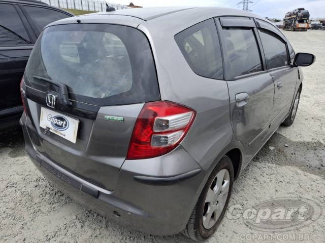 2011 HONDA FIT 