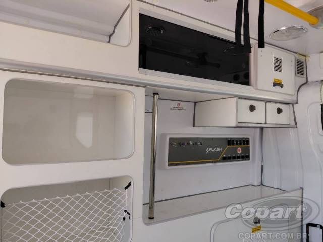 2025 RENAULT MASTER FURGAO 