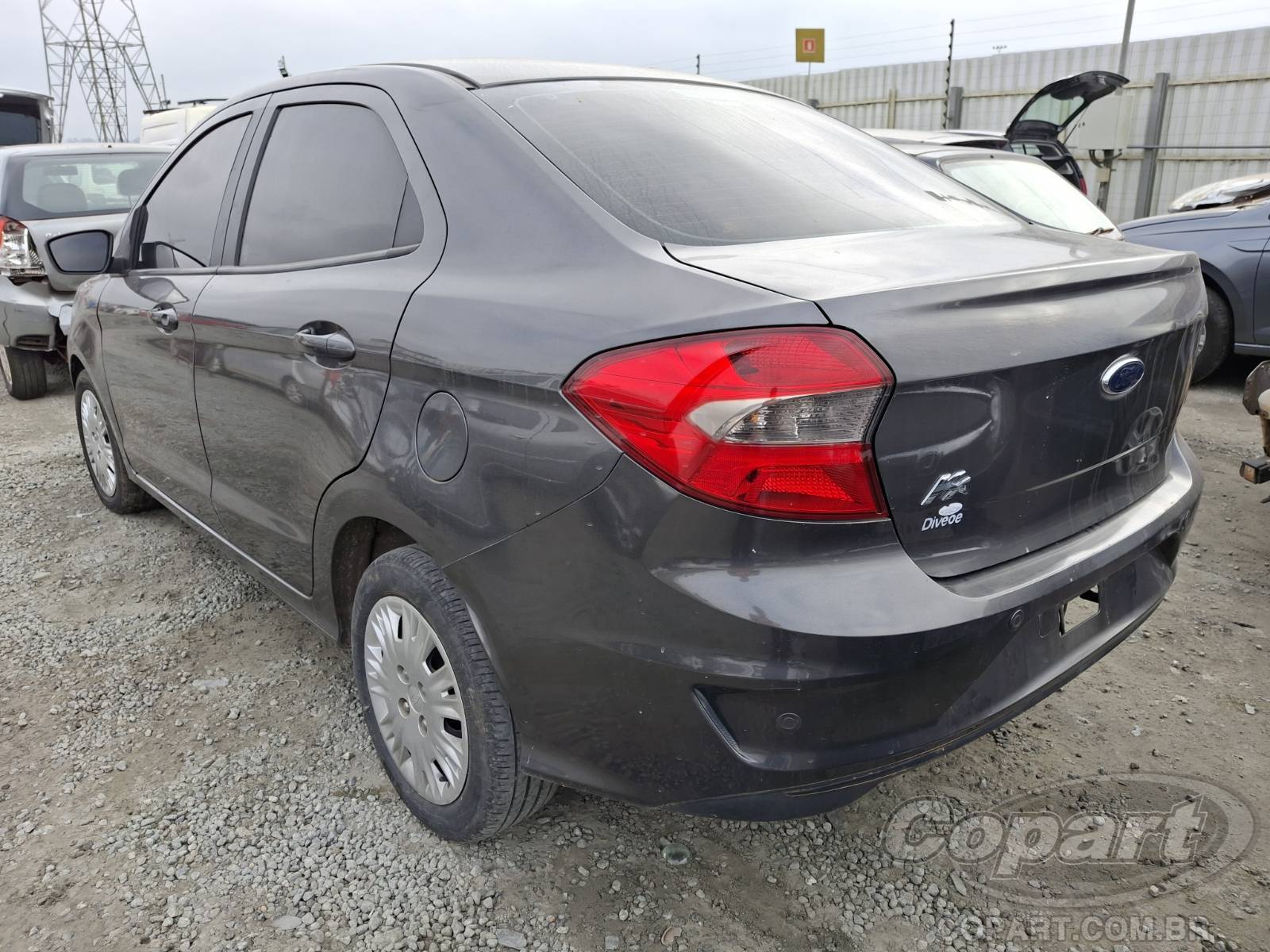 Foto 3: 2021 FORD KA SEDAN