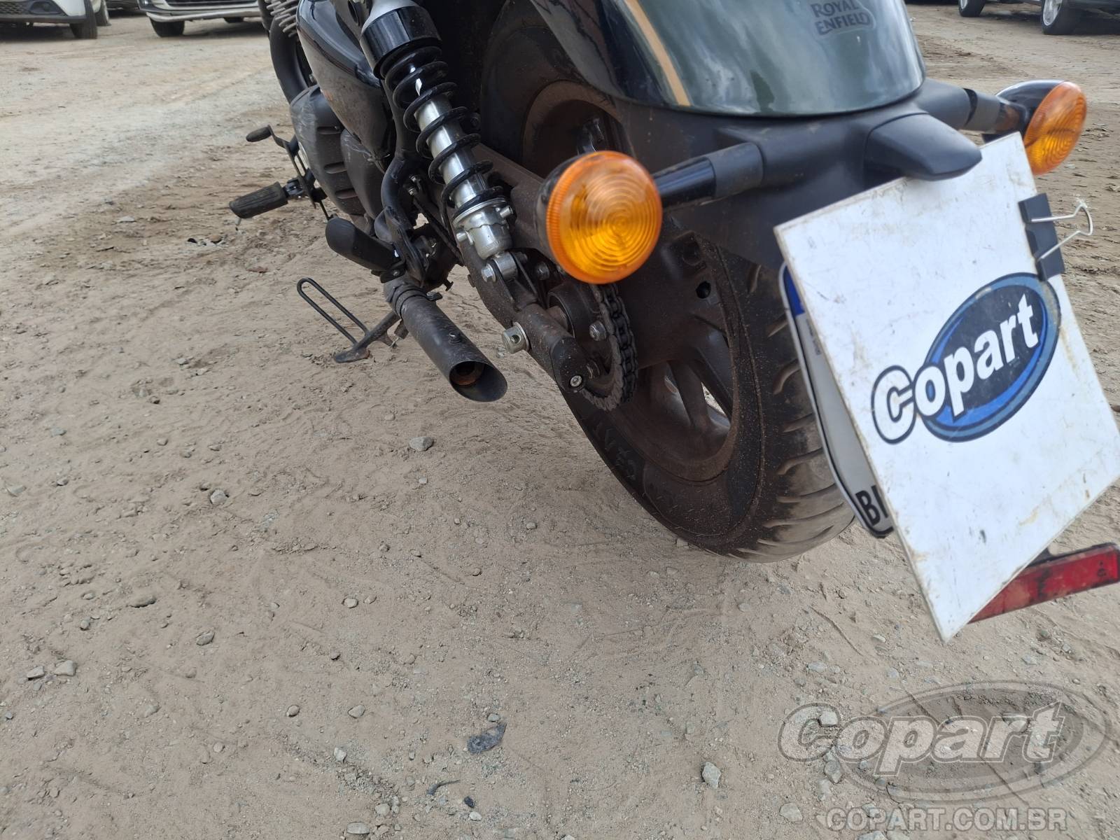 Foto 7 de 10: 2026 ROYAL ENFIELD SUPER METEOR Super Meteor 650