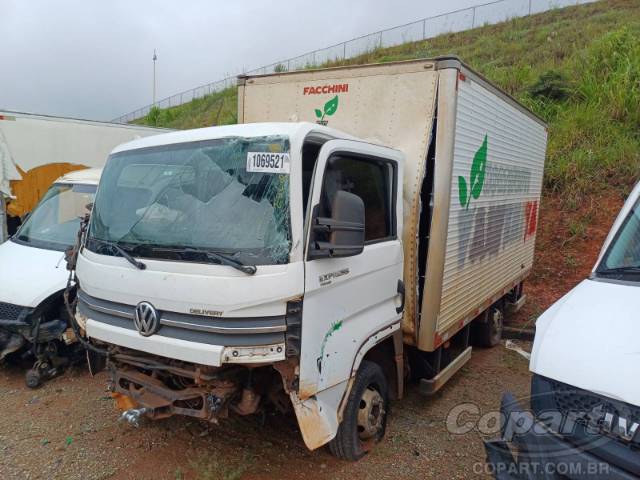 2025 VOLKSWAGEN DELIVERY 