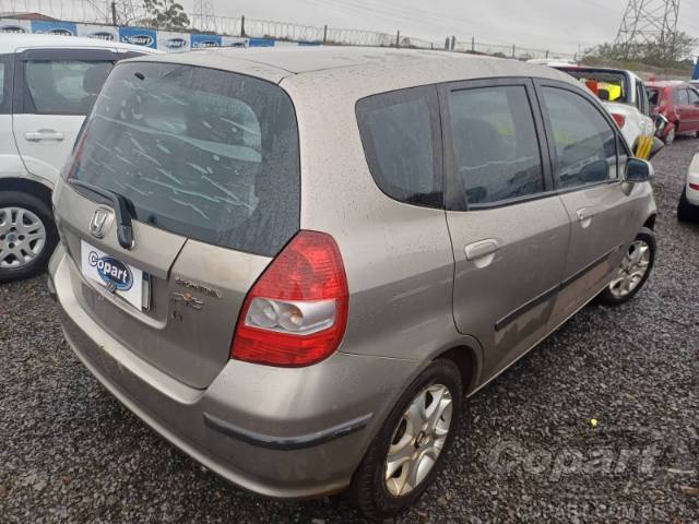 2005 HONDA FIT 