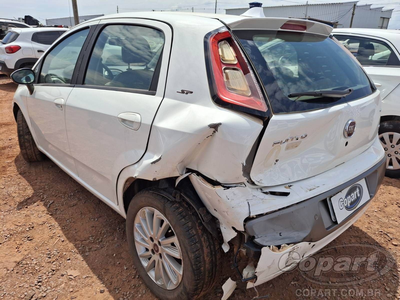 2016 FIAT PUNTO — foto 3 de 10