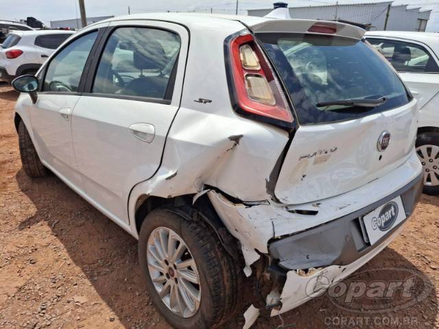 2016 FIAT PUNTO 