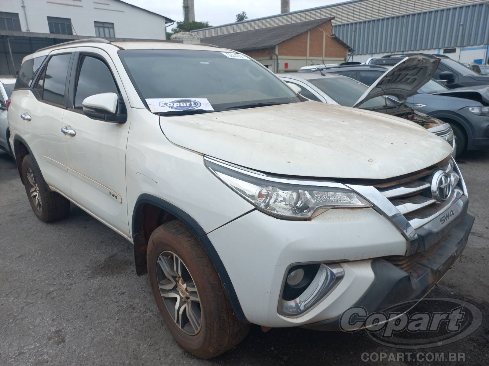 Veículo Toyota SW4 Toyota SW4 SRV 2.7 16V 2019 Pequena Monta Roubado 2019 em leilão
