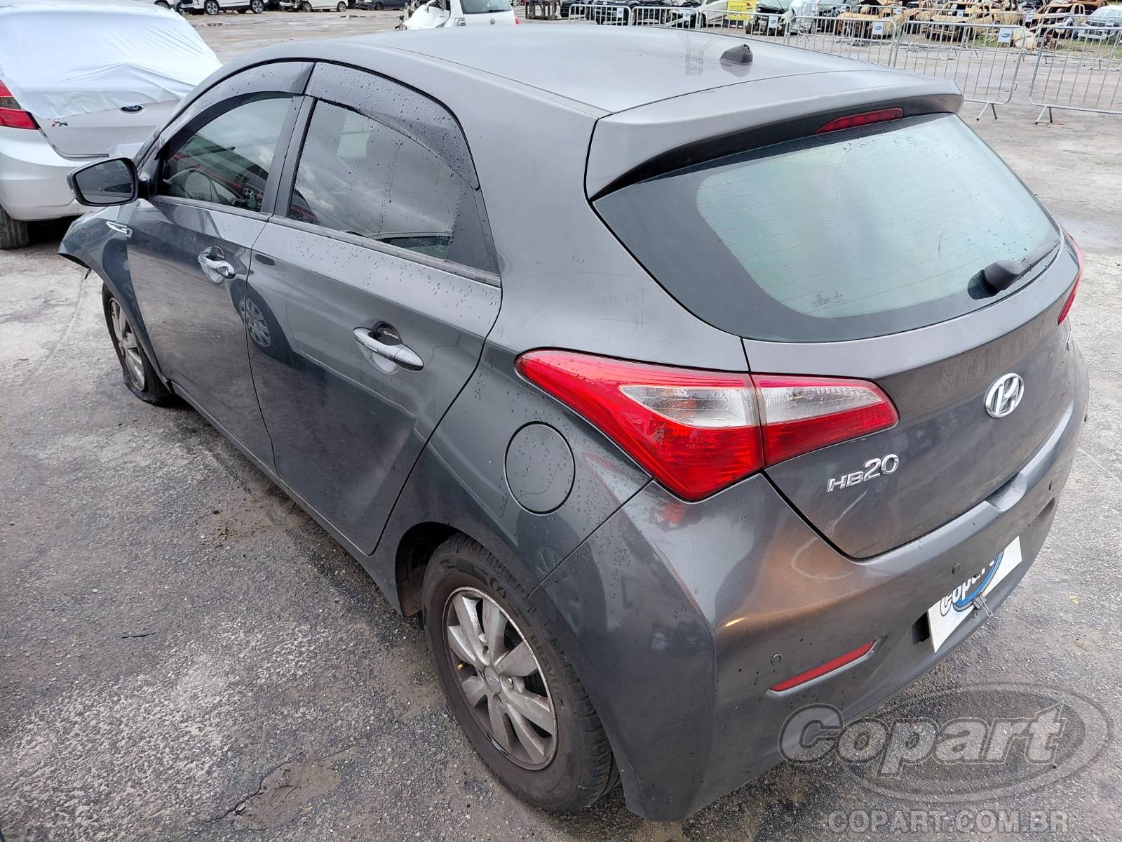 Foto 3: 2013 HYUNDAI HB20