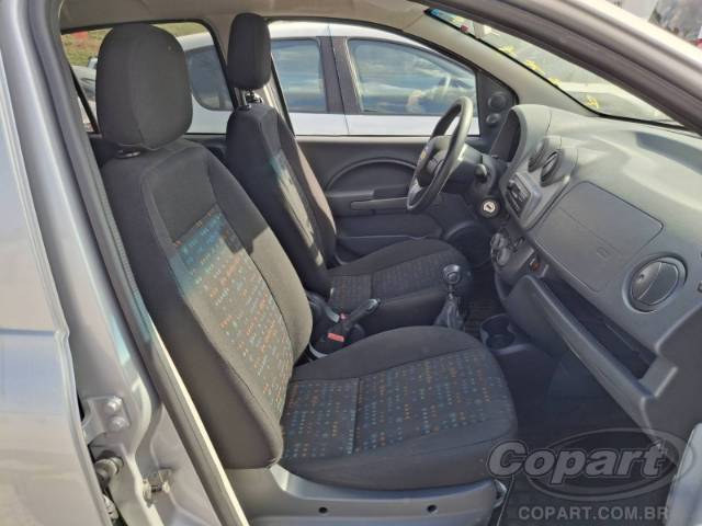 2014 FIAT UNO 