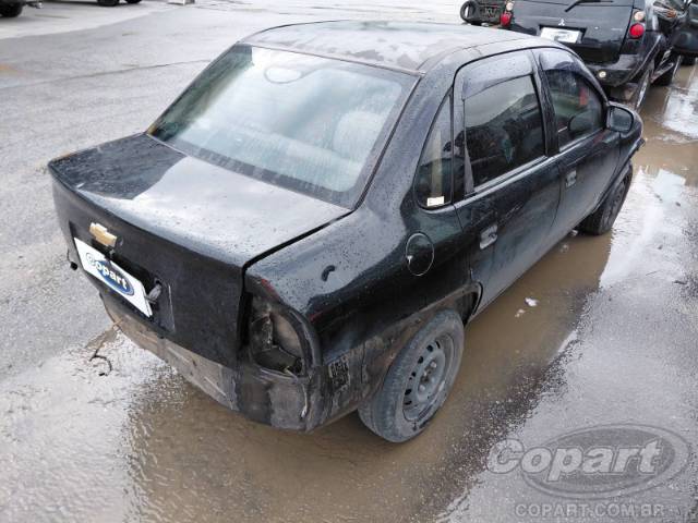 2010 CHEVROLET CLASSIC 