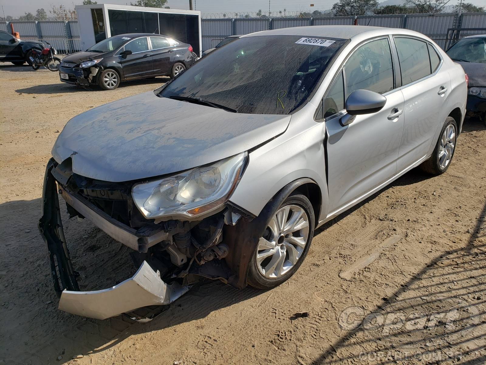 Foto 2: 2014 CITROEN C4 LOUNGE