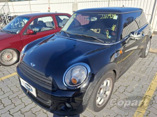 2013 MINI COOPER 