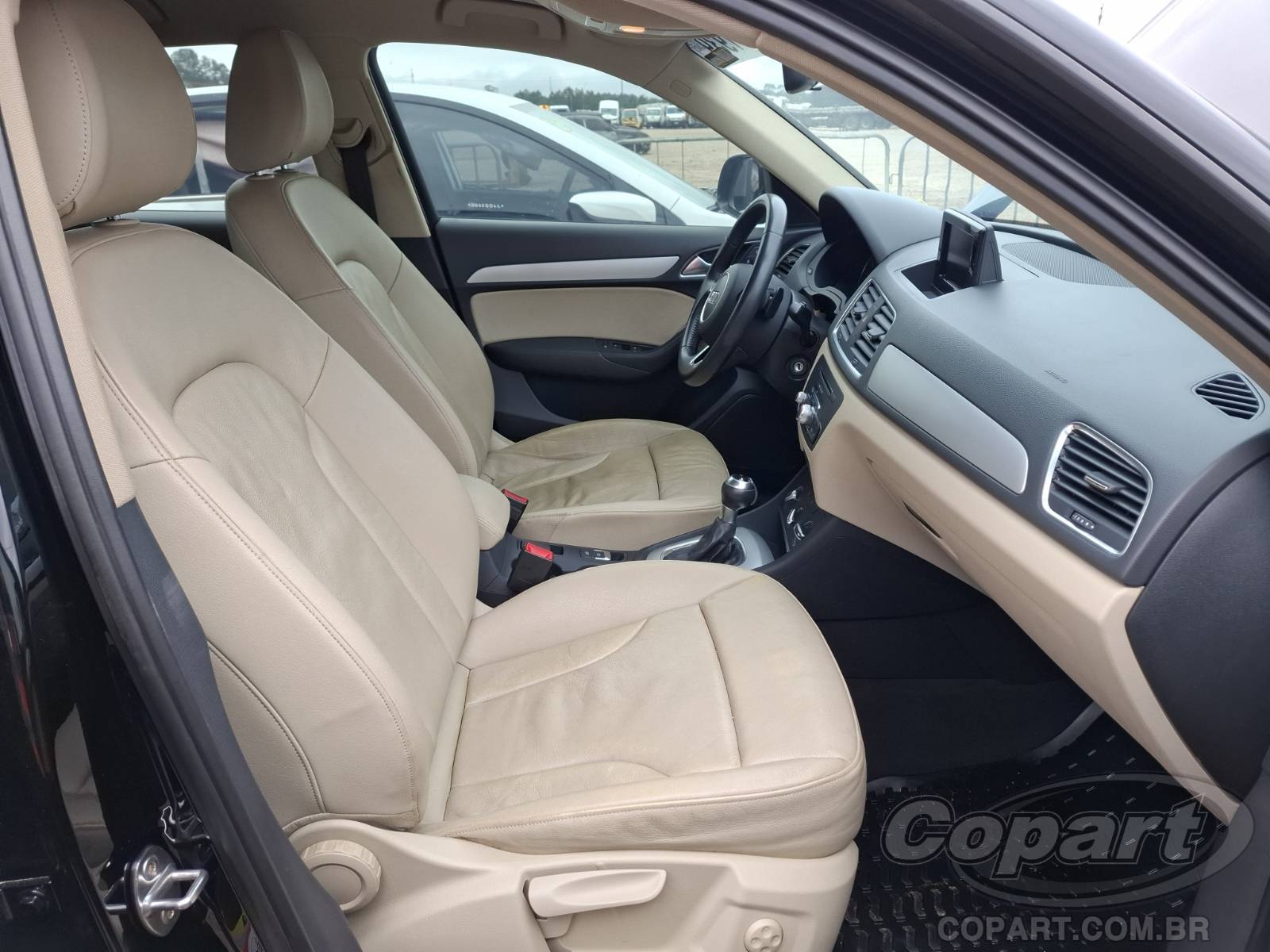 Foto 5: 2018 AUDI Q3