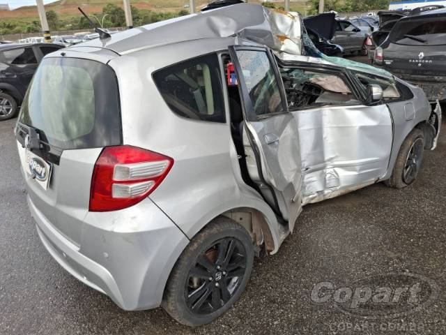 2013 HONDA FIT 