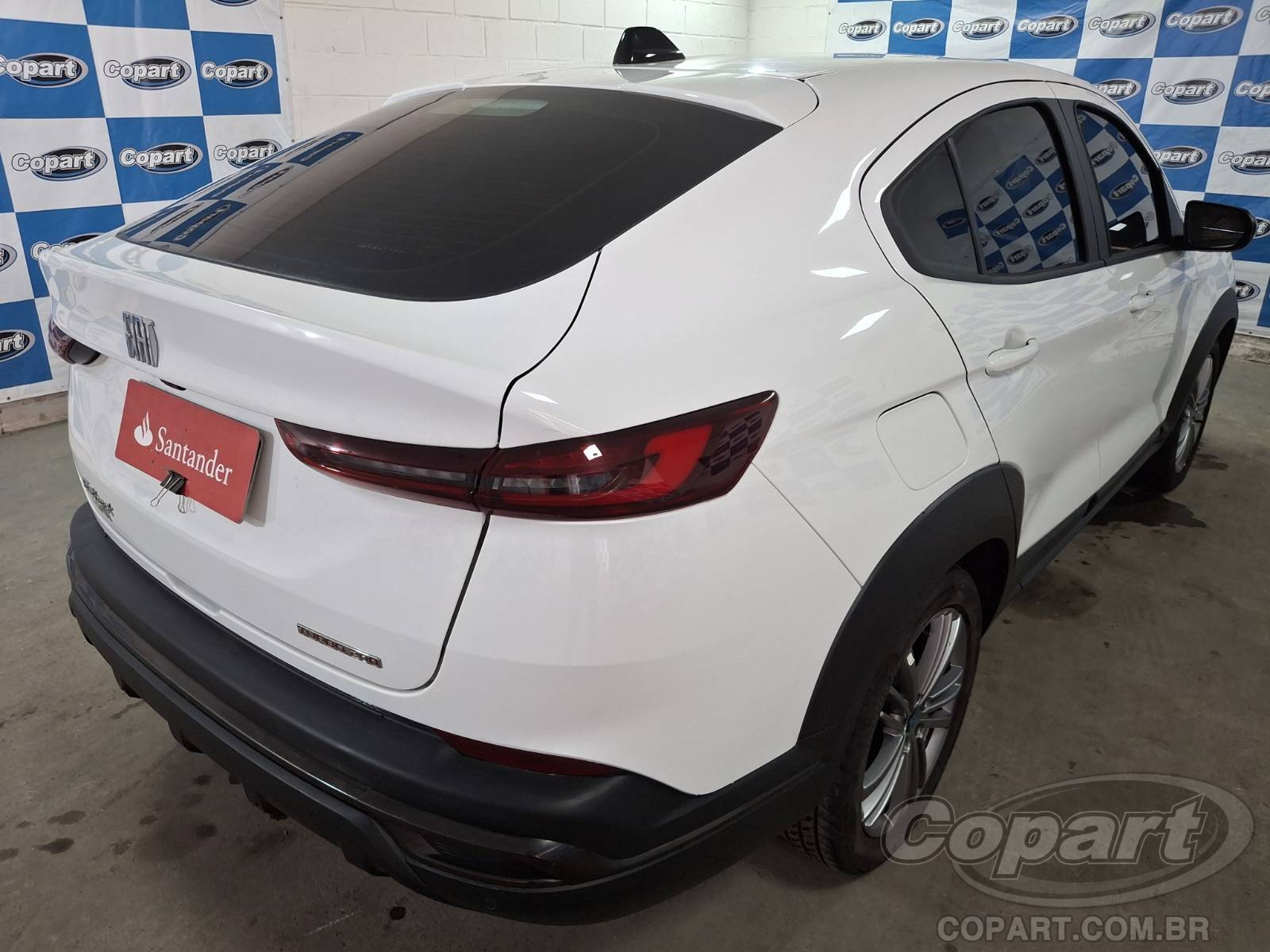 Foto 4: 2024 FIAT FASTBACK