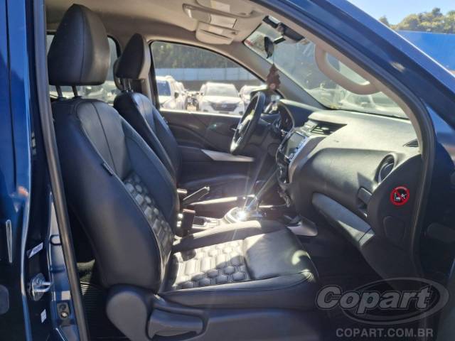 2024 NISSAN FRONTIER CD 