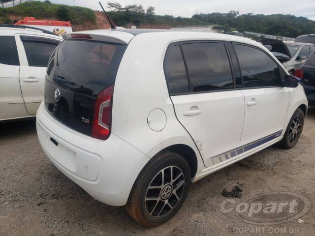 2016 VOLKSWAGEN UP 