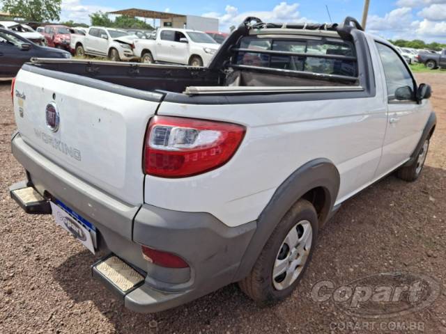 2017 FIAT STRADA 