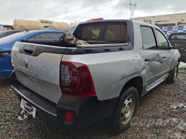 2021 RENAULT DUSTER OROCH 