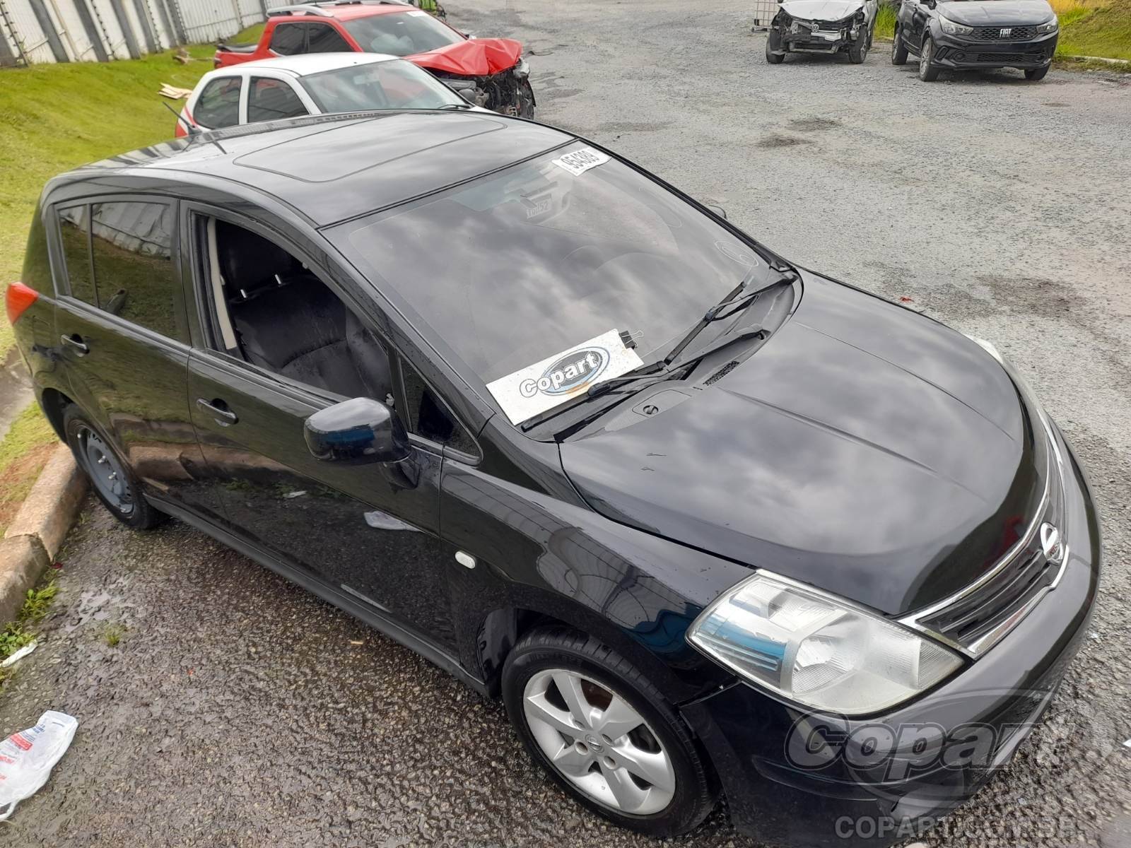Veículo Nissan Tiida Nissan Tiida SL 1.8 16V 2011 Enchente Médio 2011 em leilão