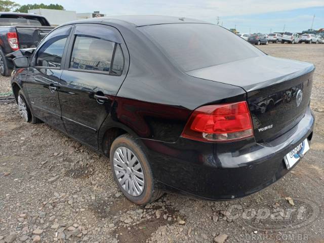 2011 VOLKSWAGEN VOYAGE 