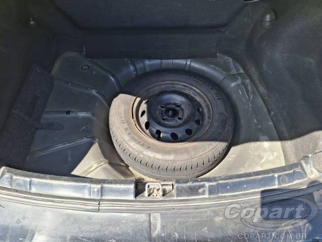 2015 CHEVROLET CLASSIC 