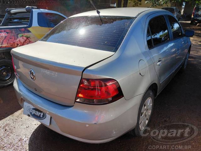 2011 VOLKSWAGEN VOYAGE 